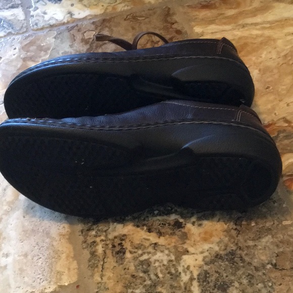 Shoes - Picture 5 of 6